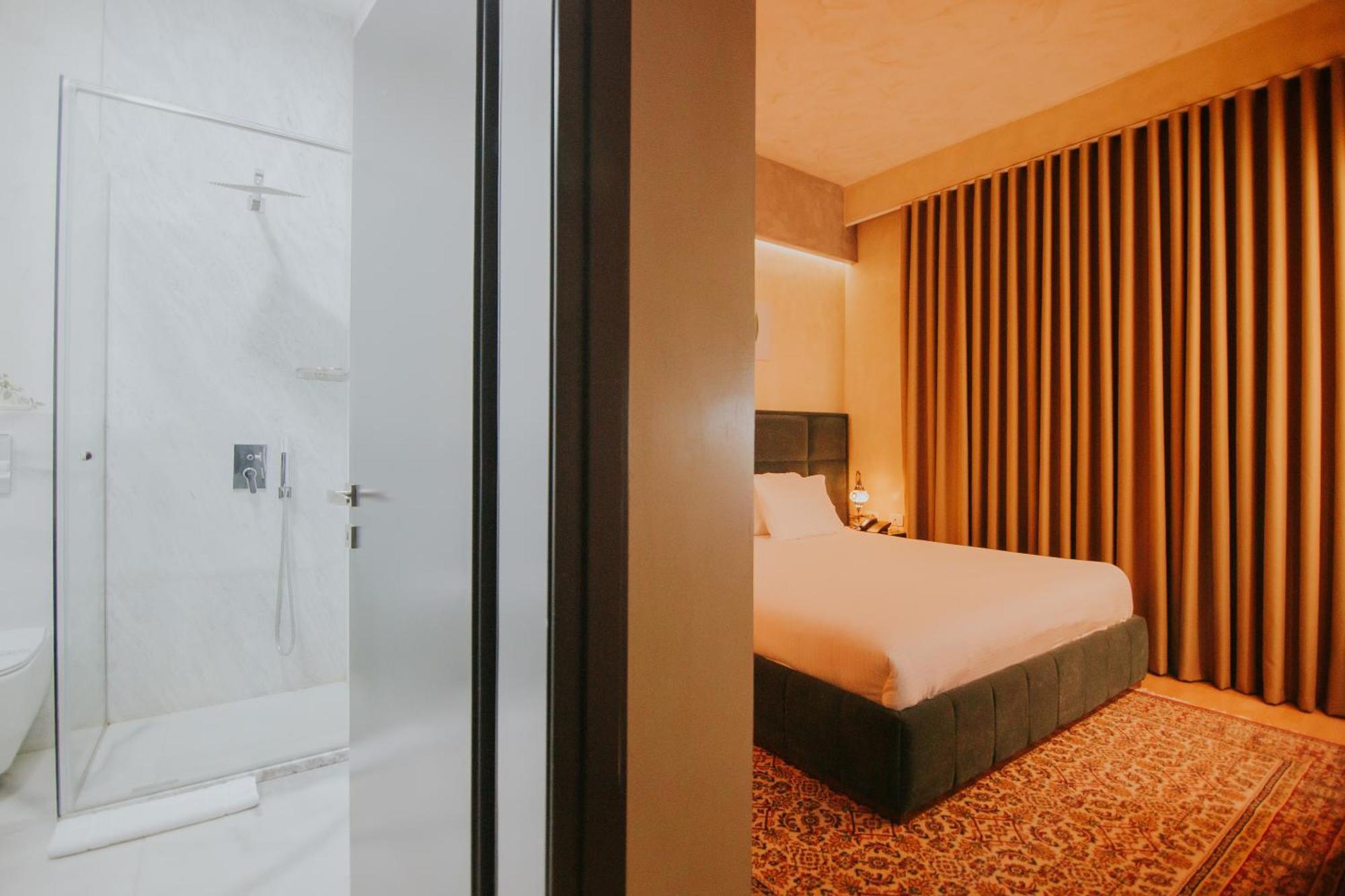 Dim'S Hotel & Restaurant Korce Luaran gambar